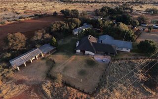 2700 ha Farm in Postmasburg