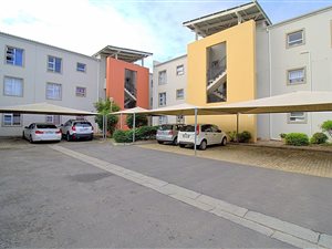 2 Bed Apartment in Van Der Stel