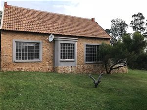 2 Bed Garden Cottage in Mooikloof Equestrian Estate
