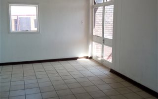 1 Bedroom Apartment in Elspark