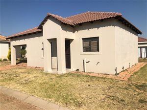 2 Bed Townhouse in Mooivallei Park