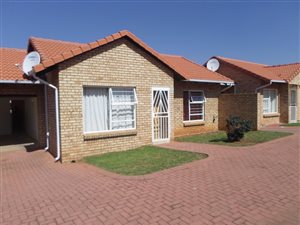 2 Bed Simplex in Grobler Park