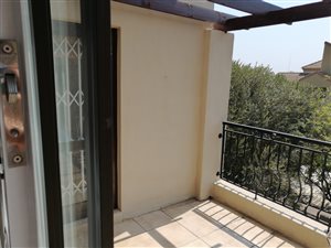 2 Bed Apartment in Douglasdale