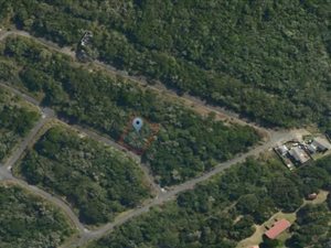 623 m² Land available in Beacon Bay