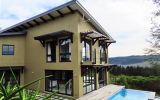 4 Bedroom House in Pezula Private Estate