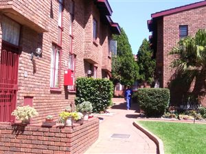 2 Bedroom Duplex in The Hill