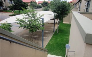 2 Bedroom Townhouse in Silver Lakes