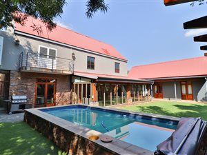 5 Bed House in Southdowns Estate