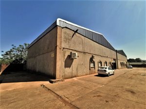 1500 m² Industrial space in Kirkney