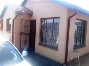2 Bed House in Nellmapius