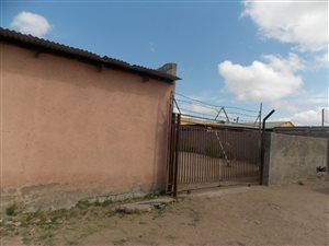 9 Bed House in Seshego