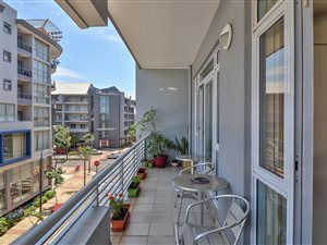 2 Bed Apartment in New Town Centre