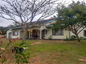 4 Bed House in Sea Park