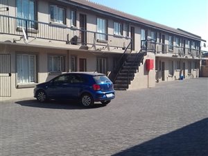 2 Bed Apartment in West Porges