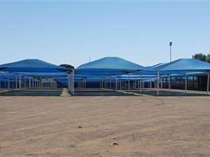1.3 ha Land available in Elandsfontein AH