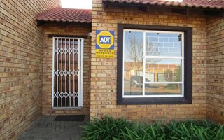 2 Bedroom Townhouse in Fauna