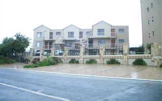 1 Bedroom Apartment in Waves Edge