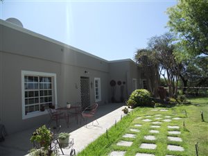 6 ha Farm in Adendorp