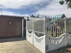 3 Bed House in Bothasig