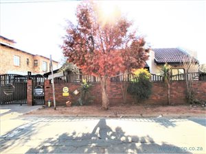 3 Bed House in Lenasia