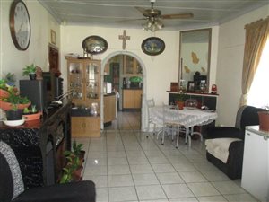 3 Bed House in South Hills