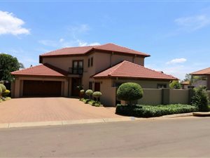4 Bedroom House in Mooikloof Gardens