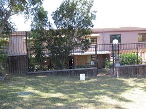 3 Bed Duplex in Pinetown Central