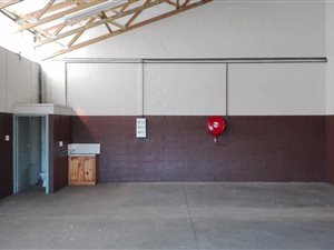 110 m² Industrial space in Empangeni
