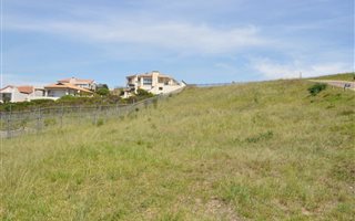 425 m² Land available in Robberg Ridge