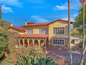 4 Bed House in Morningside Manor