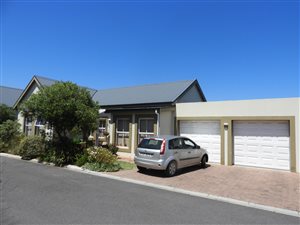 3 Bed House in Schonenberg Estate
