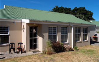 2 Bedroom Townhouse in Kuilsriver