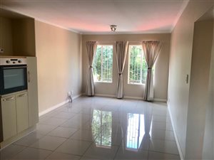 2 Bed Townhouse in Bronberrick