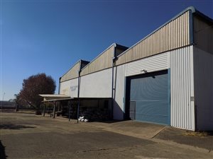 1600 m² Commercial space in Newcastle Central