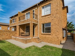 2 Bed Apartment in Honey Park