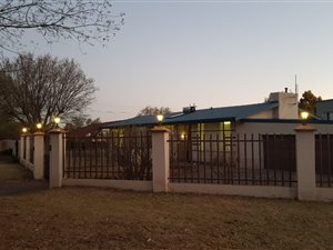 4 Bedroom House in Bergsig