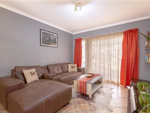 2 Bed Apartment in Wilgeheuwel