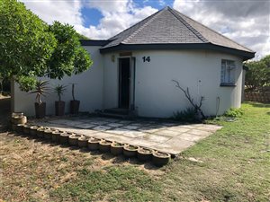 2 Bed House in Meerenbosch