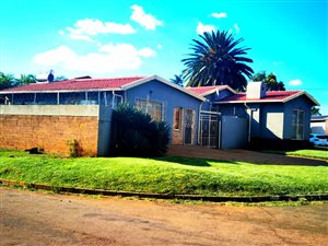 4 Bed House in Eldorado Park