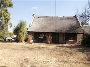 8.6 ha Farm in Mooiplaats AH