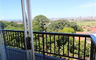 2 Bedroom Apartment in Berea