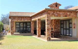 3 Bedroom House in Estate D Afrique
