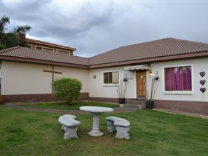 3 Bed House in Lydenburg