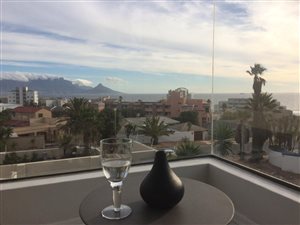 1 Bed Apartment in West Beach