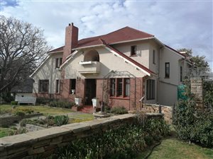 5 Bed House in Cathcart