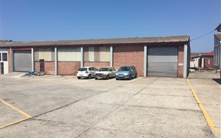 1028 m² Industrial space in Deal Party