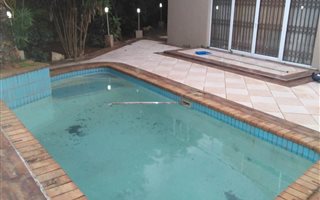 3 Bedroom Townhouse in Brighton Beach