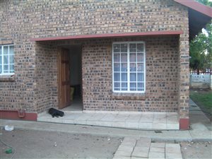 2 Bed House in Oos-Einde