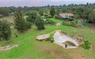 2 Bedroom House in Walkers Fruit Farms