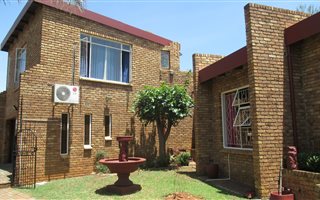 4 Bedroom House in Hazel Park